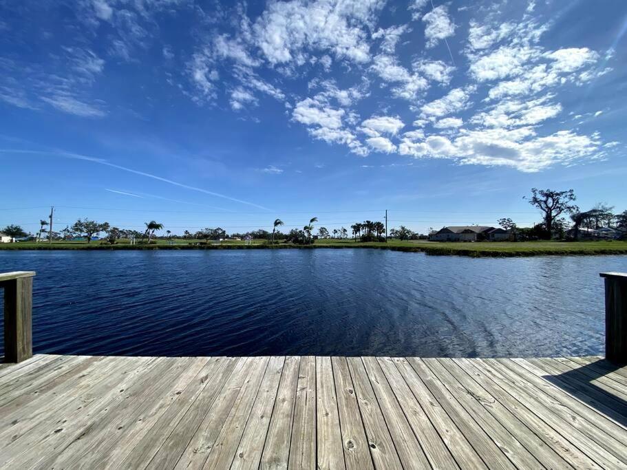 Beautiful Canal & Gulf Waterfront