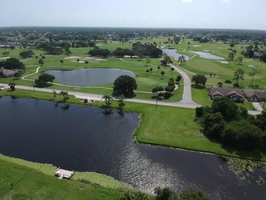 Beautiful Canal & Gulf Waterfront